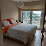 Met Zeezicht En Verwarmd Zwembad Ostenda