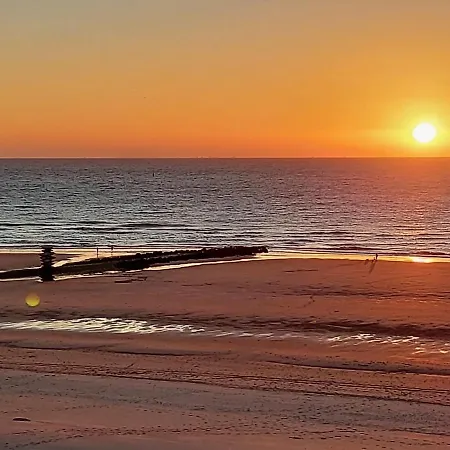 Met Zeezicht En Verwarmd Zwembad *